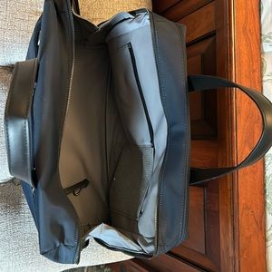 Away Travel Bag. Navy